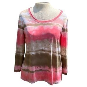 Chicos blouse quarter length sleeves colors are pink brown white size 1